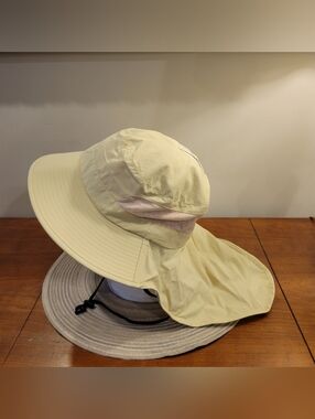 🌞NWT~TOP-EX BRAND Beige Sun Hat with Neck Flap and Chin Cord